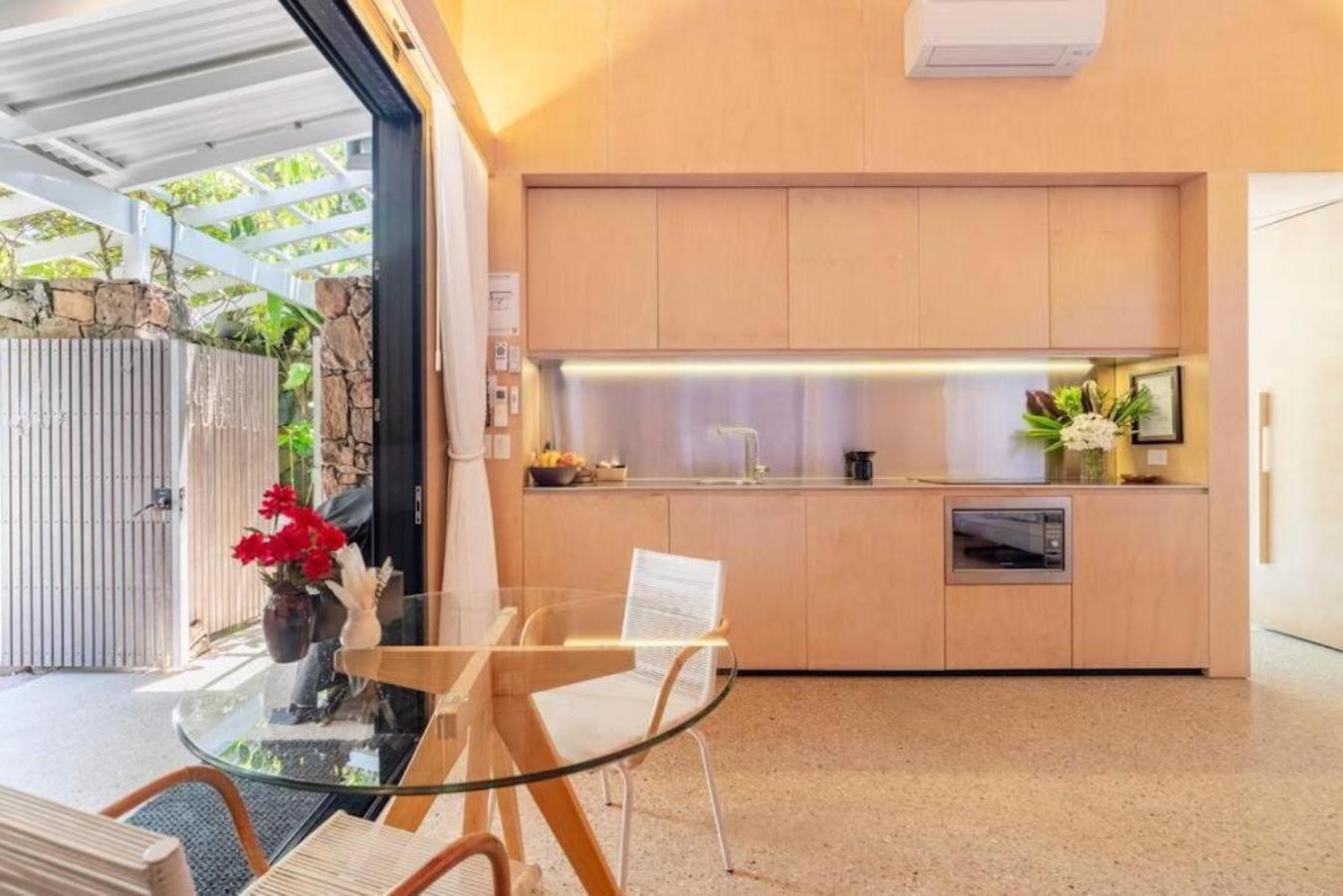 Buhwi Bira - Studio Apartment Byron Bay